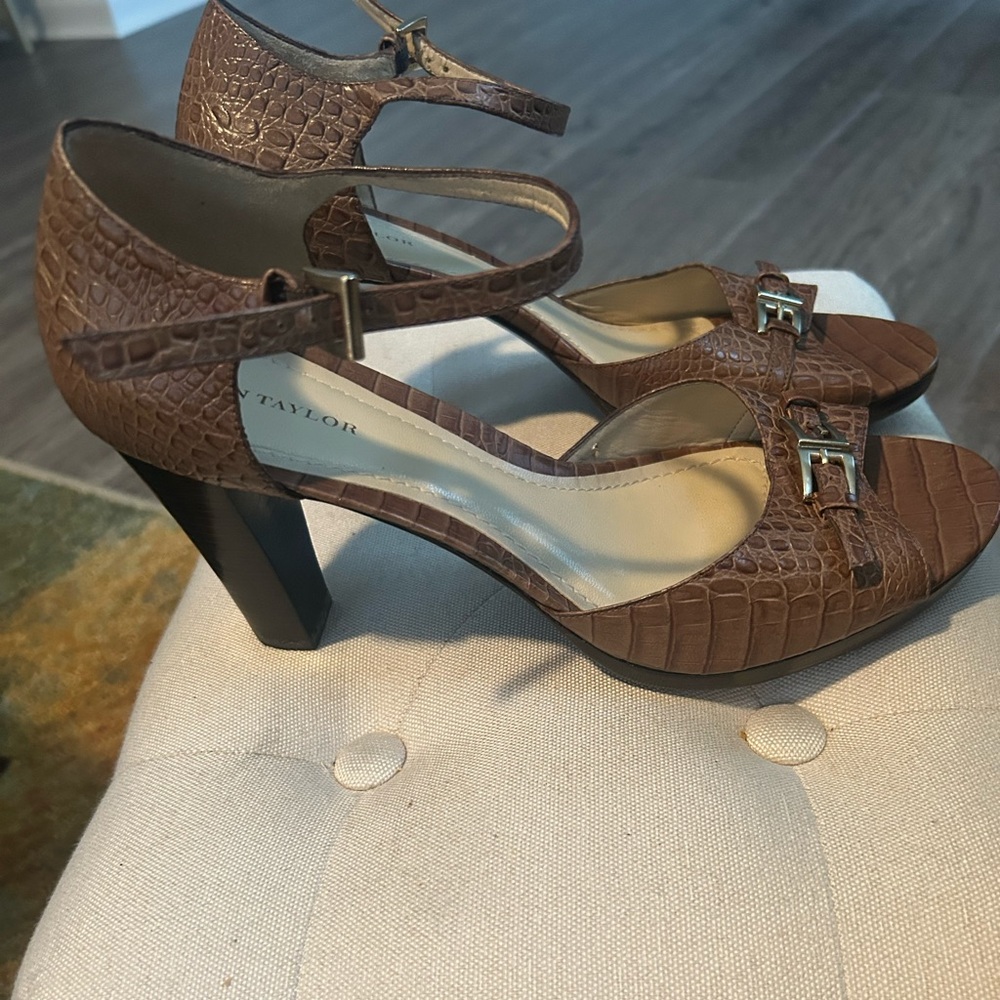 Ann Taylor size 10